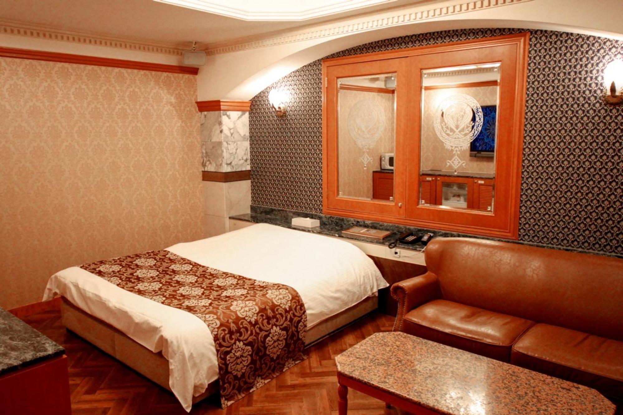 Hotel Shasha Toyonaka (Adults Only) Exterior photo